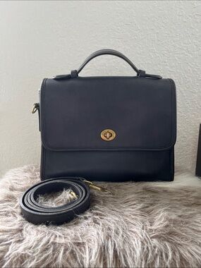 Vintage Coach 9870 Court Bag in Navy Blue